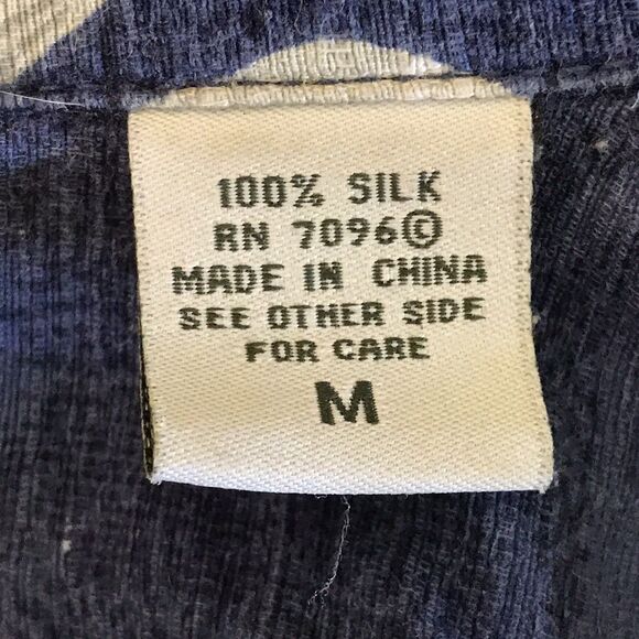 Vtg. Batik Bay 100% Silk Hawaiian Shirt Men's M  Blue Tan SS Top Loop Button Up - Picture 10 of 11